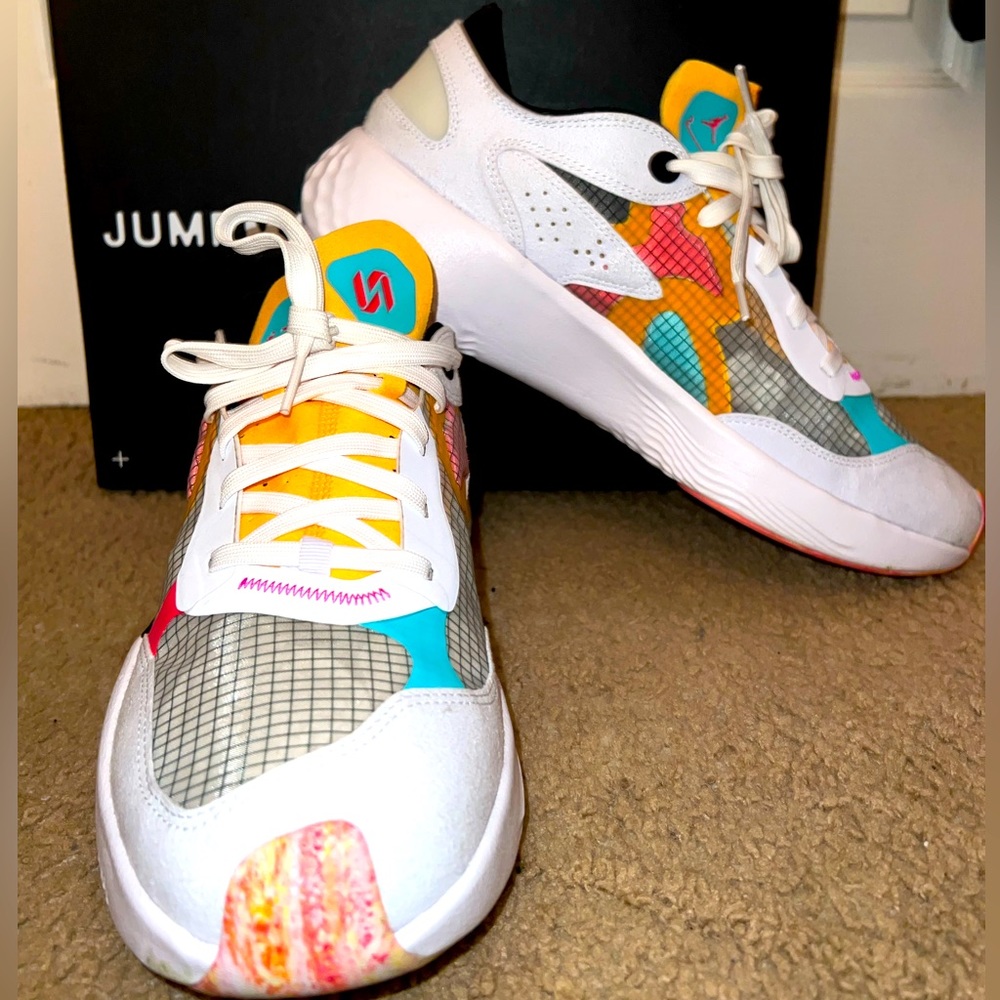 LUKA DONCIC x JORDAN DELTA 3 LOW NITRO (size M•12)